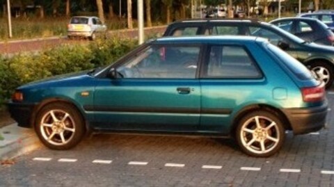 Mazda 323 1.3i LX