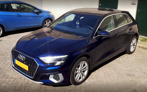 Audi A3 Sportback 30 TFSI Advanced edition