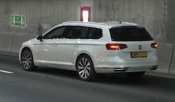 Volkswagen Passat Variant 1.4 TSI PHEV GTE Highline (2015)