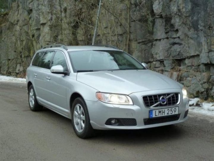 Volvo V70 2.0 Momentum (2010)