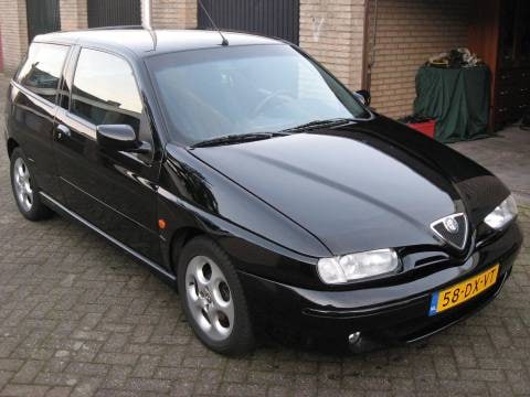 Alfa Romeo 145 1.4 Twin Spark 16V (2000)