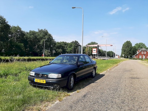 Opel Vectra 2.0i Sport (1994)