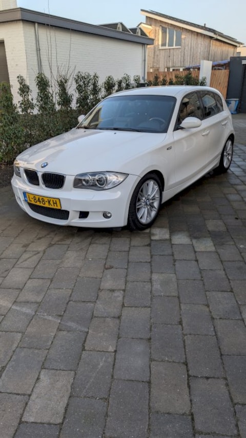 BMW 118i High Executive