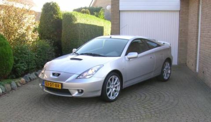 Toyota Celica 1.8 VVT-i (1999)