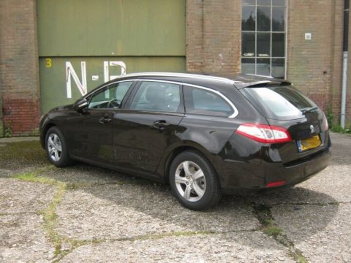 Peugeot 508 SW Blue Lease Executive 1.6 e-HDi (2012)
