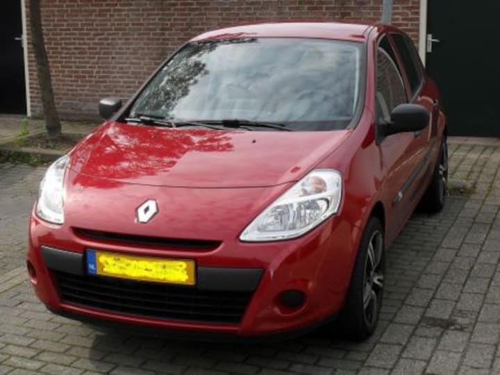 Renault Clio TCE 100 Special Line (2009)