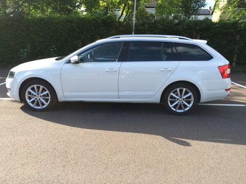 Skoda Octavia Combi 2.0 TDI Greentech Style Business