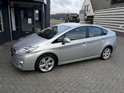 Toyota Prius 1.8 HSD Dynamic