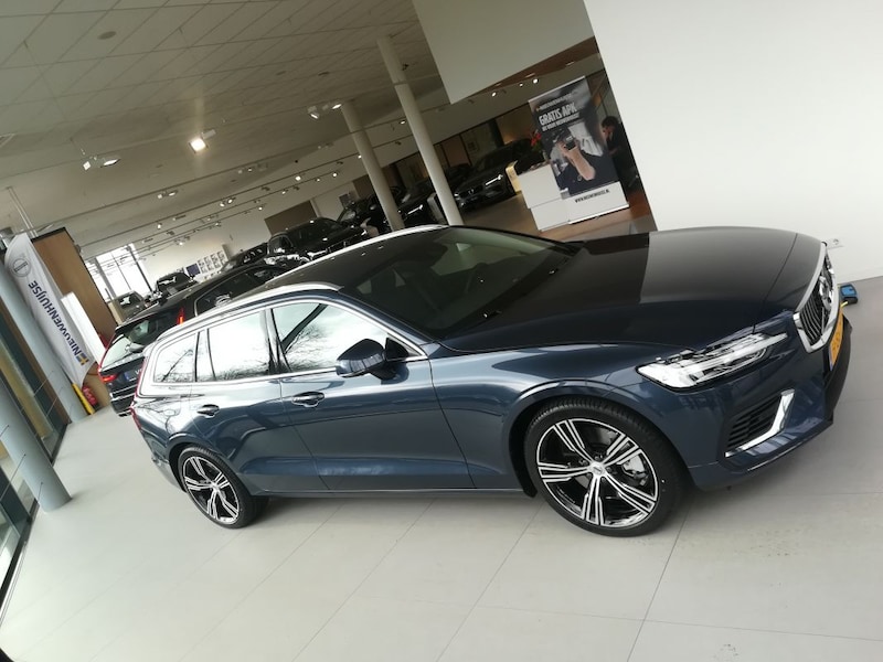Volvo V60 T8 Recharge AWD Inscription (2020)