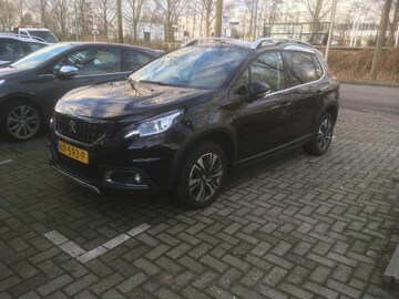 Peugeot 2008 Allure 1.2 Puretech 82 (2017)
