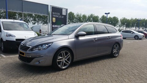 Peugeot 308 SW Blue Lease Executive Pack 1.6 BlueHDi
