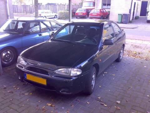 Hyundai Excel 1.3i SE (1999)