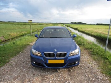 BMW 325i Executive (2009)