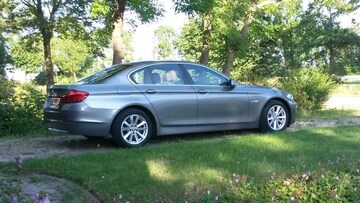 BMW 520i High Executive (2012)