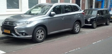Mitsubishi Outlander PHEV Business Edition (2015)