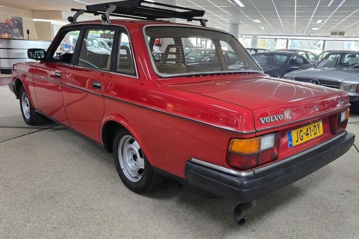 Volvo 240