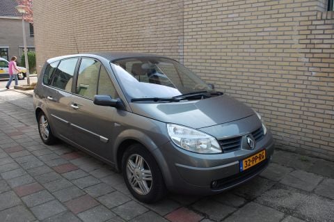 Renault Grand Scénic 2.0 16V Privilge Luxe (2004)