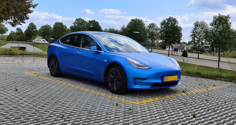 Tesla Model 3 Long Range AWD (2019)