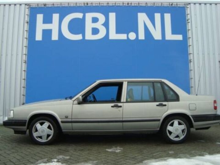 Volvo 940 Polar 2.3i Turbo Royal