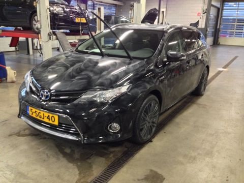 Toyota Auris Touring Sports 1.8 Hybrid Lease (2013)