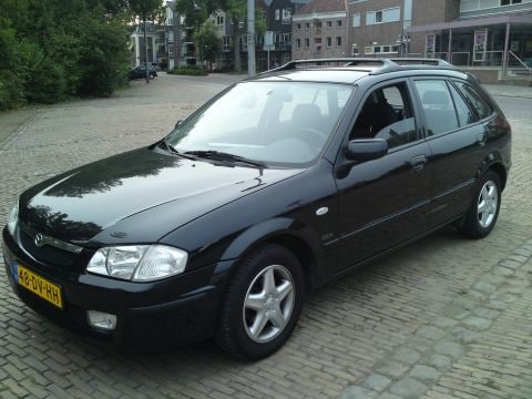 Mazda 323 FastBreak 1.5i GLX (2000)