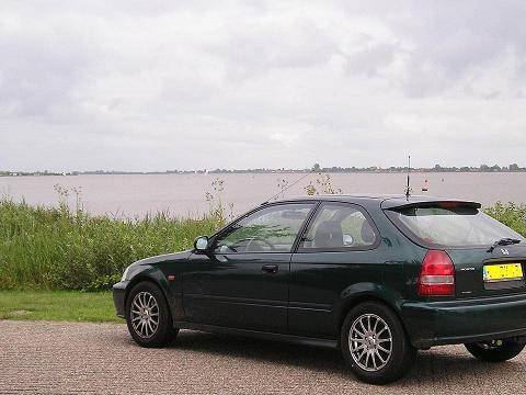 Honda Civic 1.5i VTEC-E (1999)