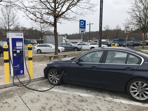 BMW 330e iPerformance