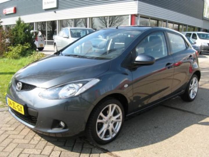 Mazda 2 1.3hp Executive