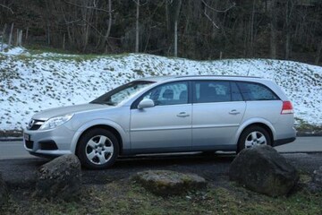 Opel Vectra Stationwagon 2.2-16V DGi Essentia (2006)