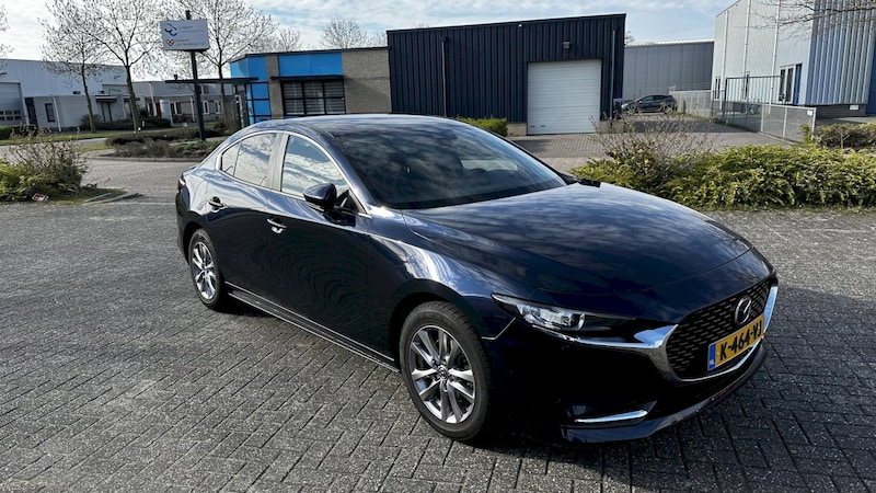 Mazda 3 Sedan SkyActiv-X 2.0 180 Comfort (2021)