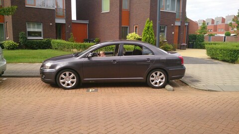 Toyota Avensis 2.4 16v VVT-i D4 Executive