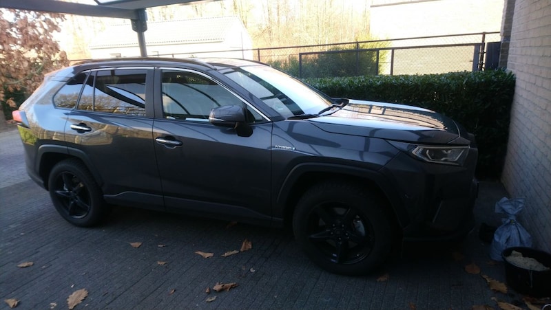 Toyota RAV4 2.5 Hybrid 2WD Executive (2019)