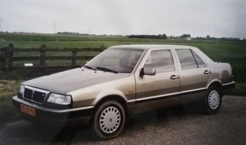 Lancia Thema 2.0 i.e. 16V