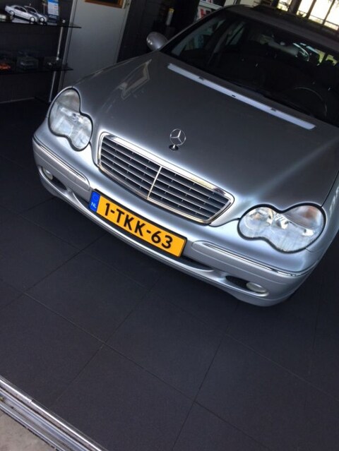 Mercedes-Benz C 180 Classic