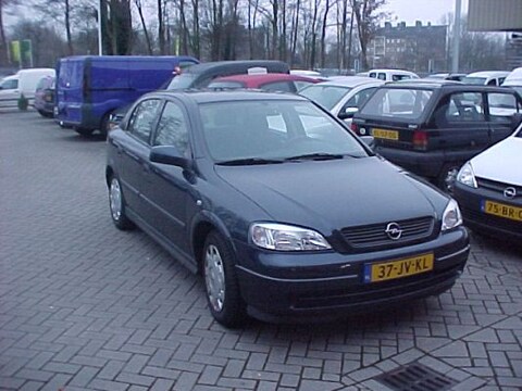 Opel Astra 1.6i Edition