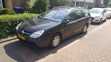 Citroën C5 Break 2.0 16V Différence (2004)