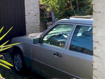 Mercedes-Benz E 250 Diesel Combi (1994)
