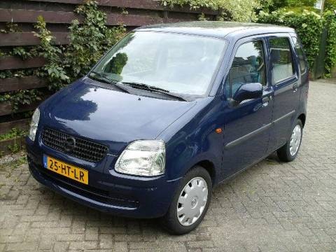 Opel Agila 1.0-12V Comfort (2001)