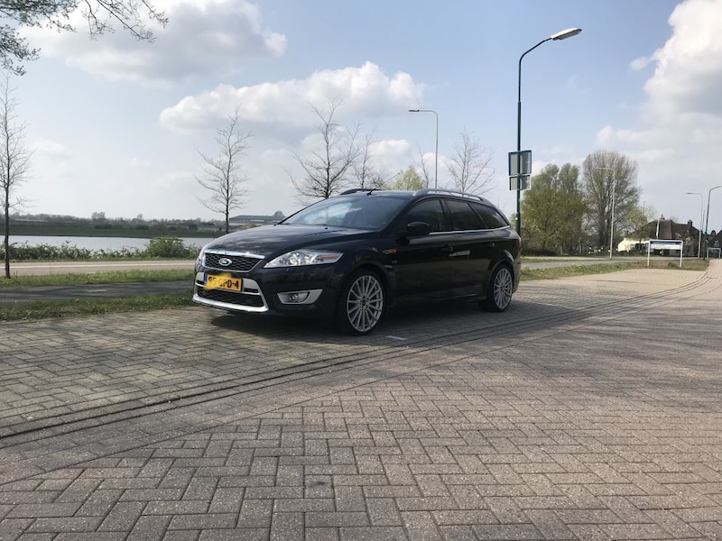 Ford Mondeo Wagon 2.5 20V Titanium (2008)