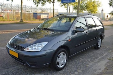 Ford Focus Wagon 1.6 16V Centennial (2003)