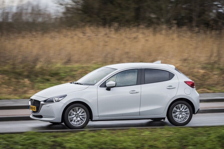 Mazda2