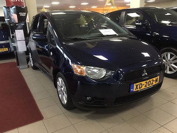 Mitsubishi Colt CZ5 1.3 Edition Two (2011)