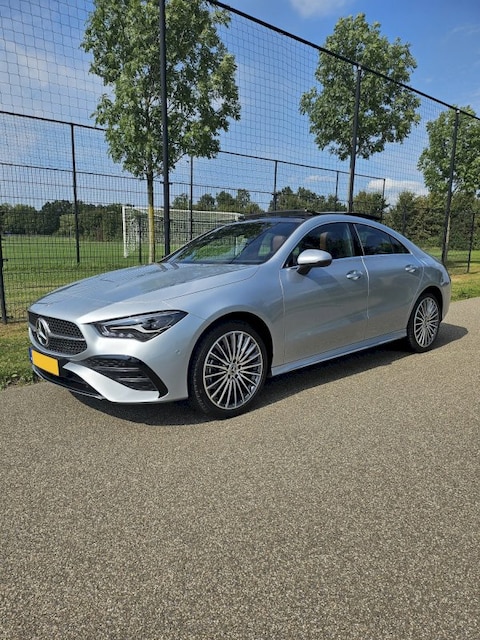 Mercedes-Benz CLA 250 e Star Edition AMG Line