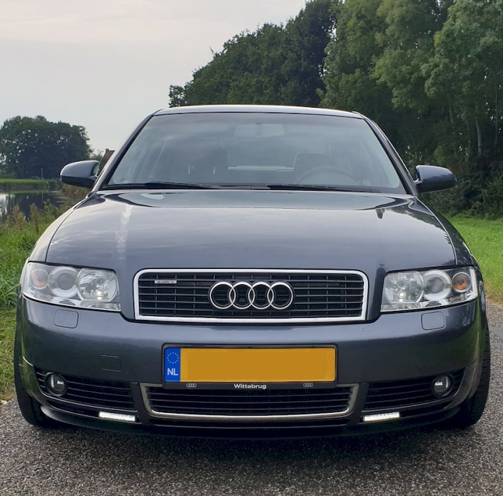 Audi A4 3.0 5V Pro Line (2004)