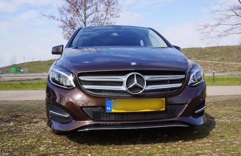 Mercedes-Benz B 180 Ambition