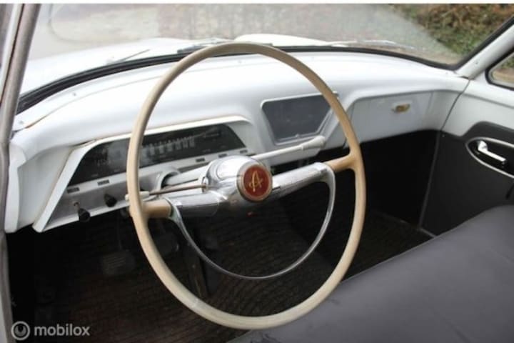 Simca Ariane Super Luxe