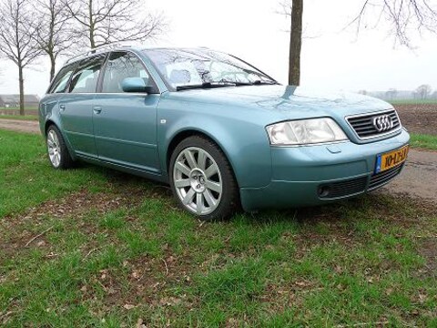 Audi A6 Avant 2.4 5V (1998)