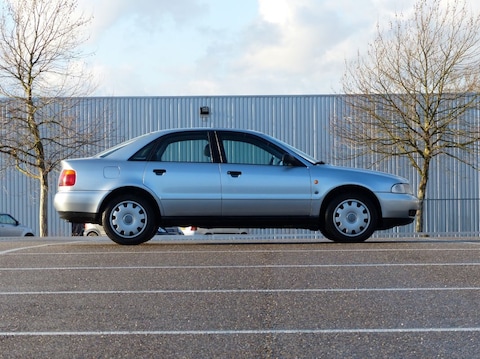 Audi A4 1.8 5V (1995)