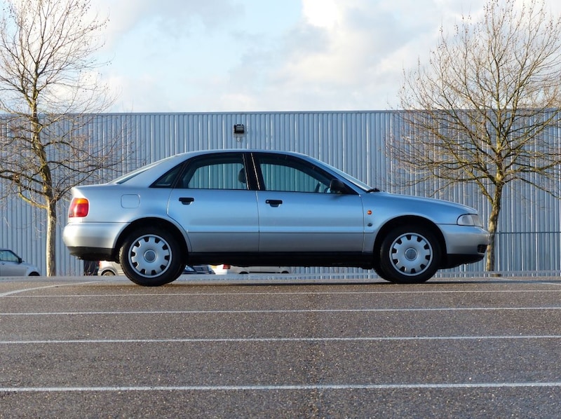 Audi A4 1.8 5V (1995)