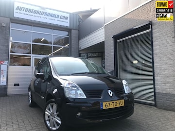Renault Modus 1.6 16V Initiale (2006)